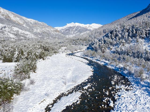 Colmars Les Alpes Et Entrevaux Sous La Neige