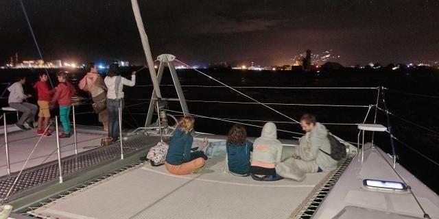Admirerlesetoilessurbateau4cirt Bcoessens.jpg
