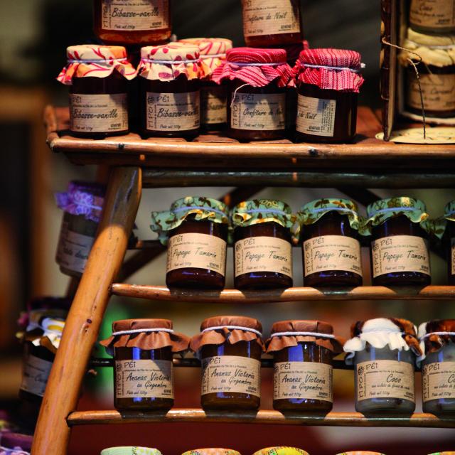 artisanat08_produits_locaux_-_credit_irt_-_emmanuel_virin.jpg