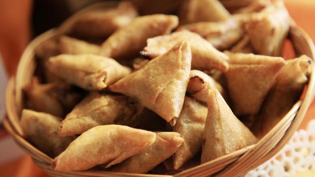 gastronomie16_samoussas01_-_credit_irt_-_emmanuel_virin_1.jpg