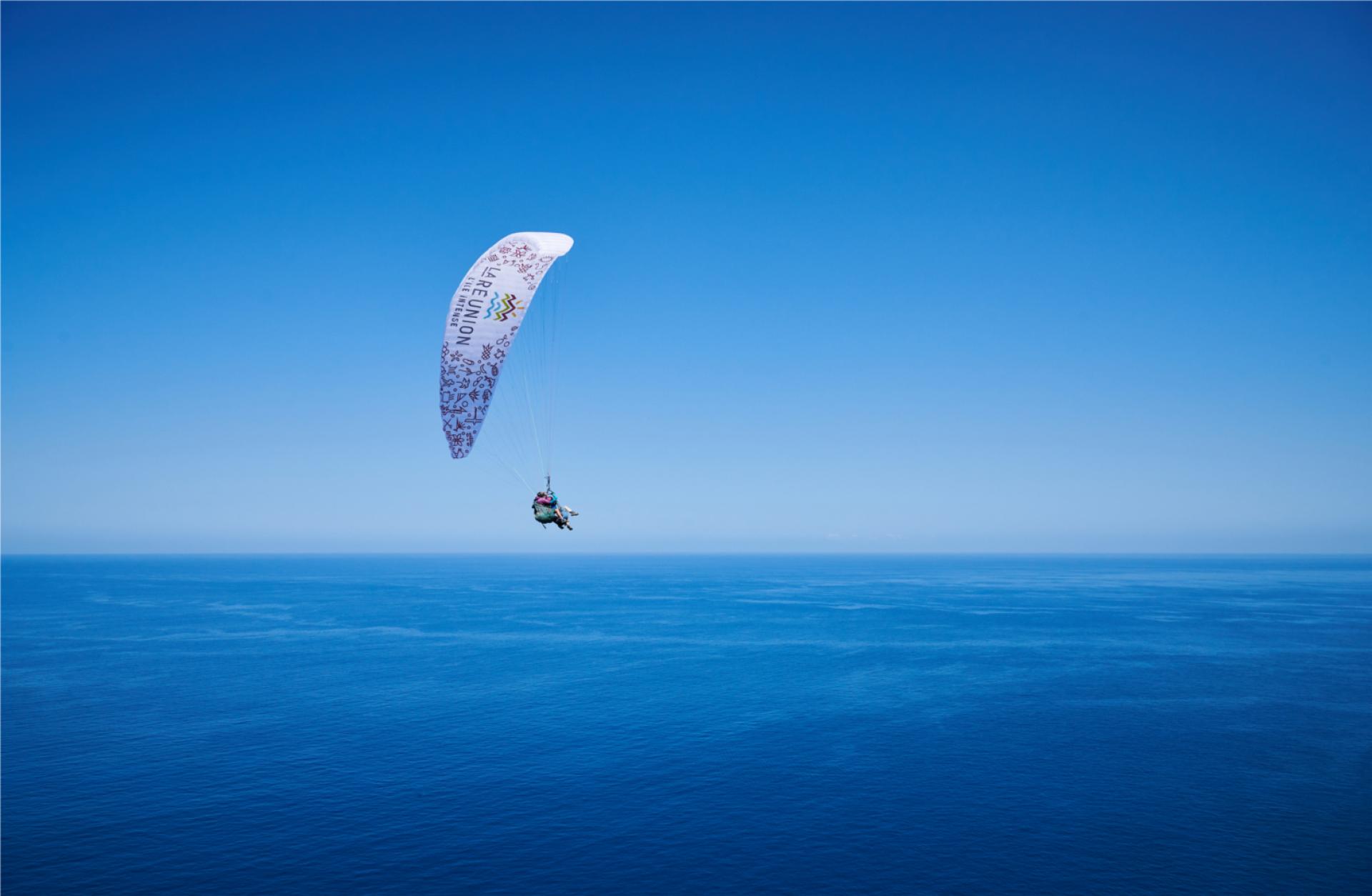 Parapente45nouvellevoileintense Creditirt Droitsreserves Studiolumieredts072023.jpg
