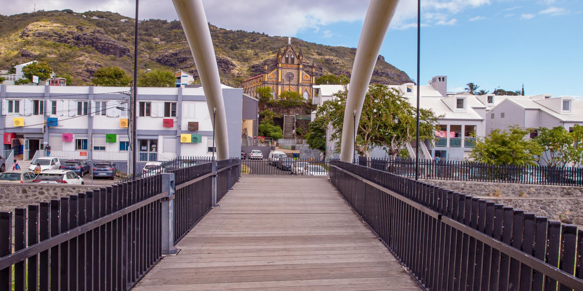 Straßen, Gässchen und Ortsviertel in Saint-Denis | Île de la Réunion ...