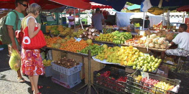 marche-de-saint-paul02-credit-irt-emmanuel-virin.jpg