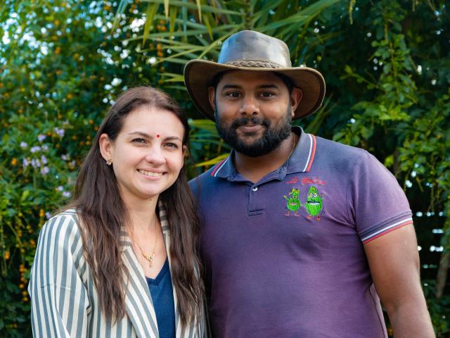 Une Journee Dans Les Bottes d'une famille d'agriculteurs. Irt@lapetitecreole Dt 092033