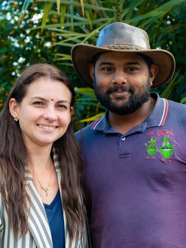 Une Journee Dans Les Bottes d'une famille d'agriculteurs. Irt@lapetitecreole Dt 092033