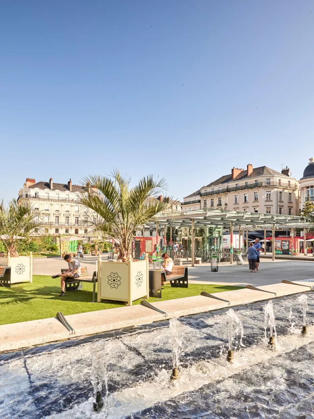 place du ralliement en été