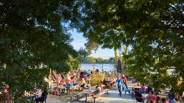 Guinguette Port Thibault Sainte Gemmes