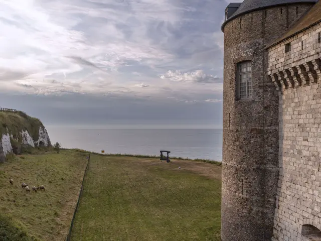 Chateau De Dieppe Giada Connestari 8