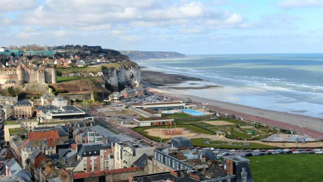 Vue Aerienne Plage De Dieppe Thomas Delaunay