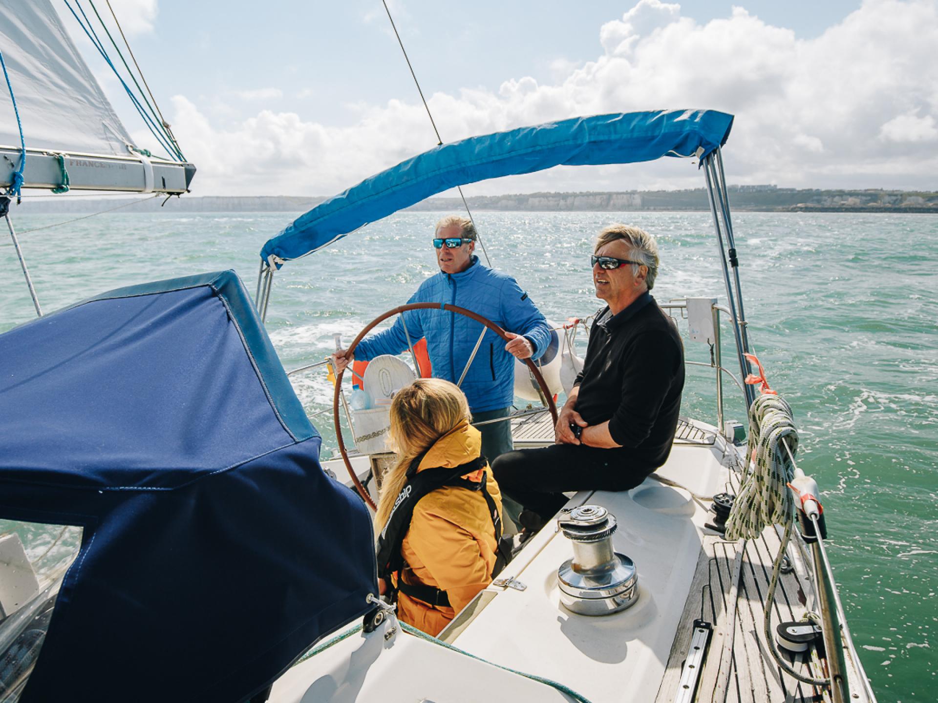 Les activités nautiques | Dieppe, site officiel de l'Office de tourisme ...