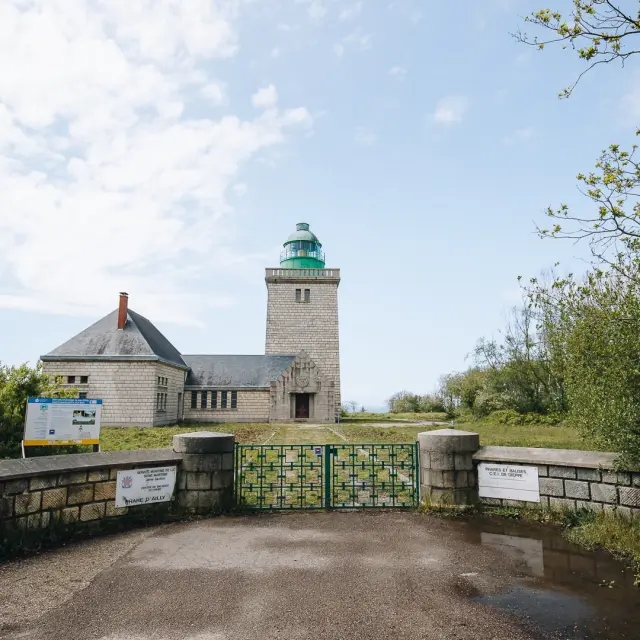 Phare D Ailly Sainte Marguerite Sur Mer Hello Travelers 2
