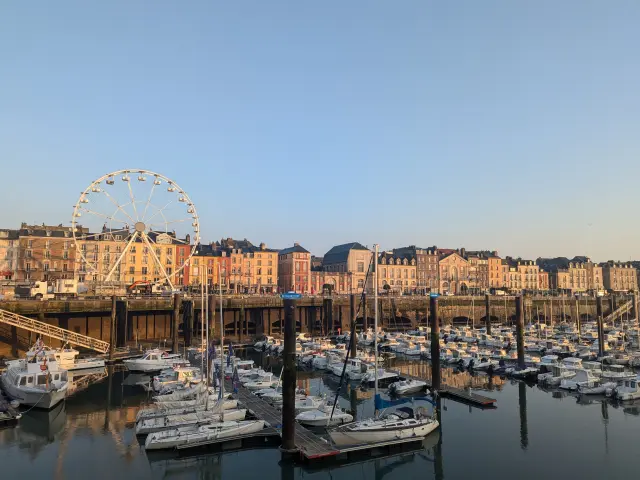 Grande Roue Dieppe Heure Doree