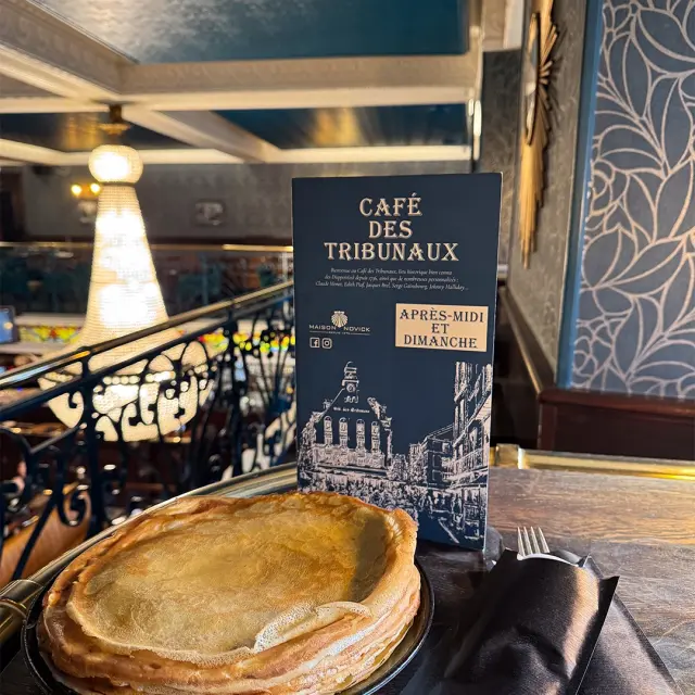 Crepes au Cafe Des Tribunaux