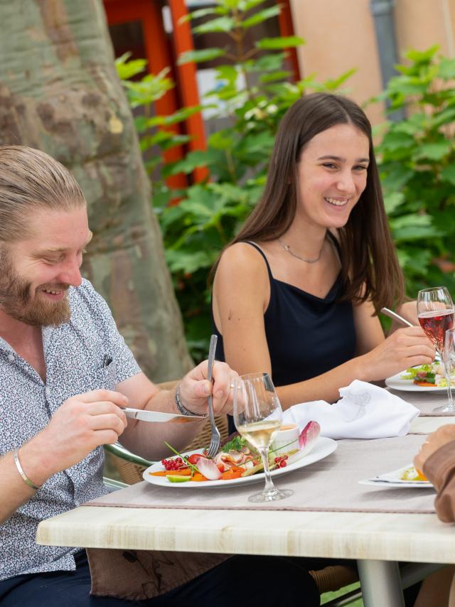 Restaurant en Dombes où manger des grenouilles