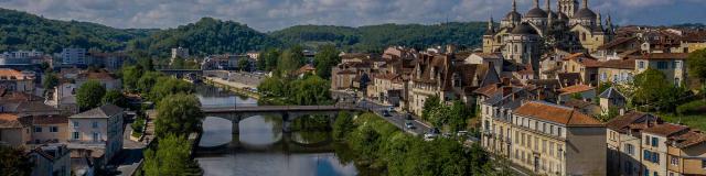Périgueux et la rivière Isle