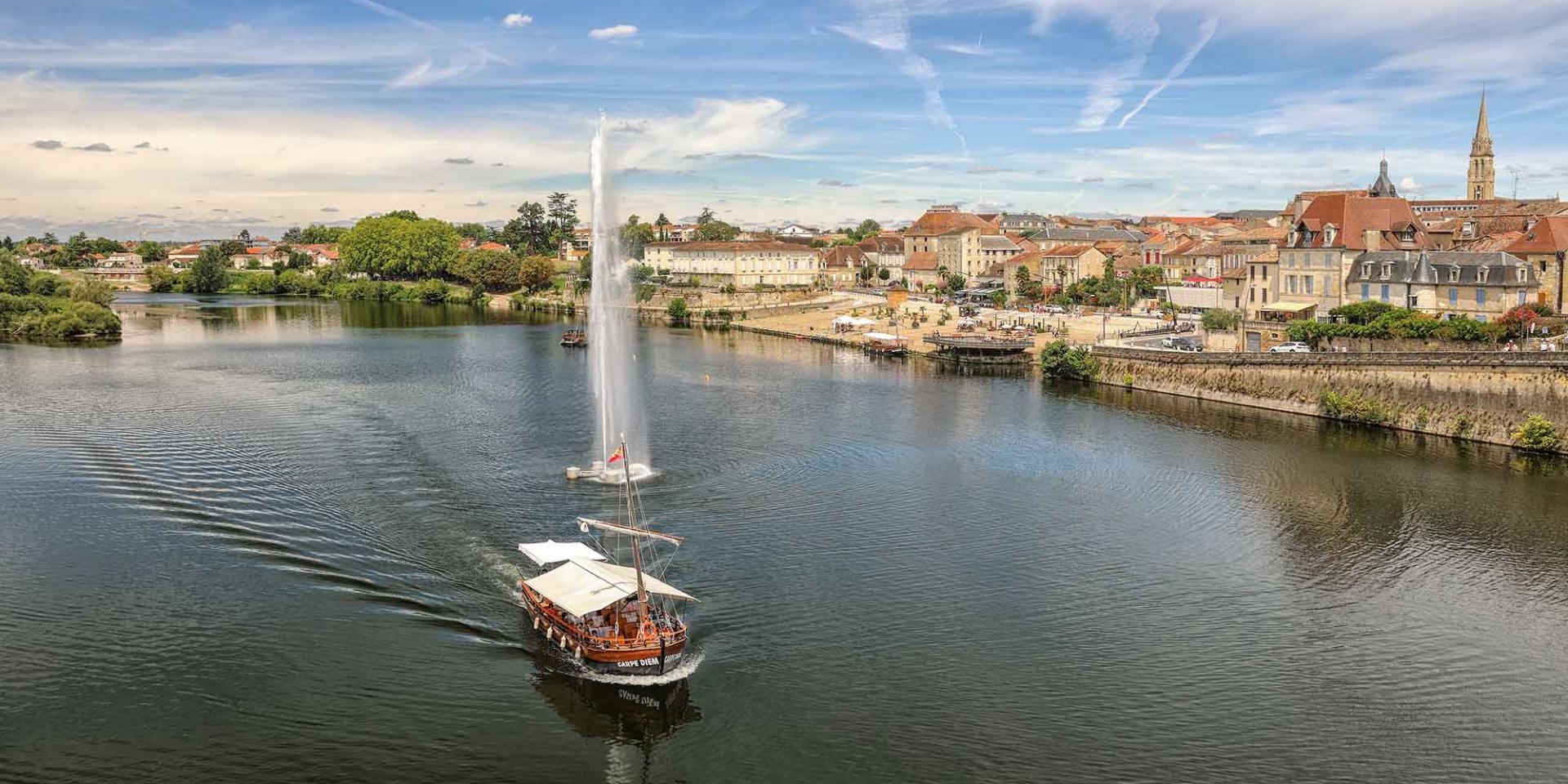 Bergerac, promenade en gabare sur la Dordogne