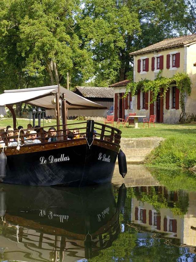 Gabare Le Duellas à Saint-Martial d'Artenset