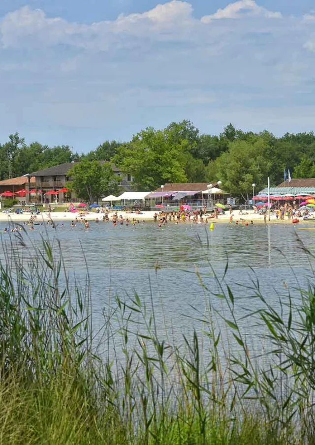 Grand étang de La Jemaye