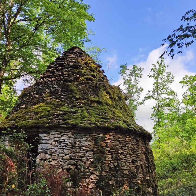 Une borie, cabane en pierres sèches