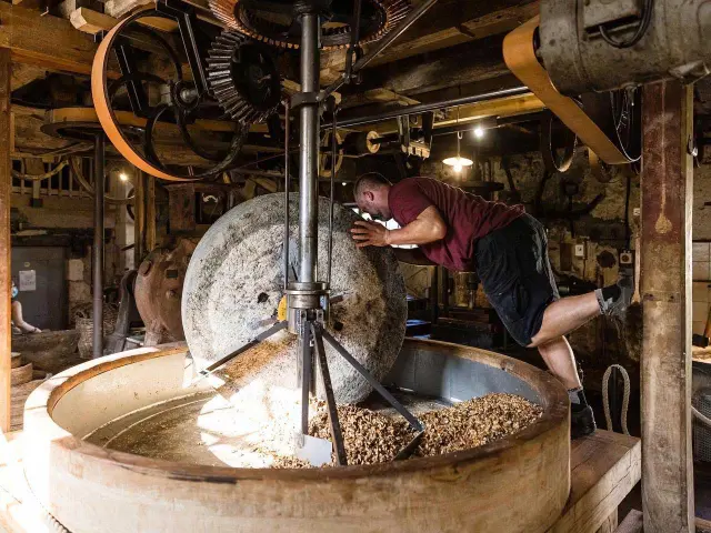 Moulin de la Veyssière à Neuvic