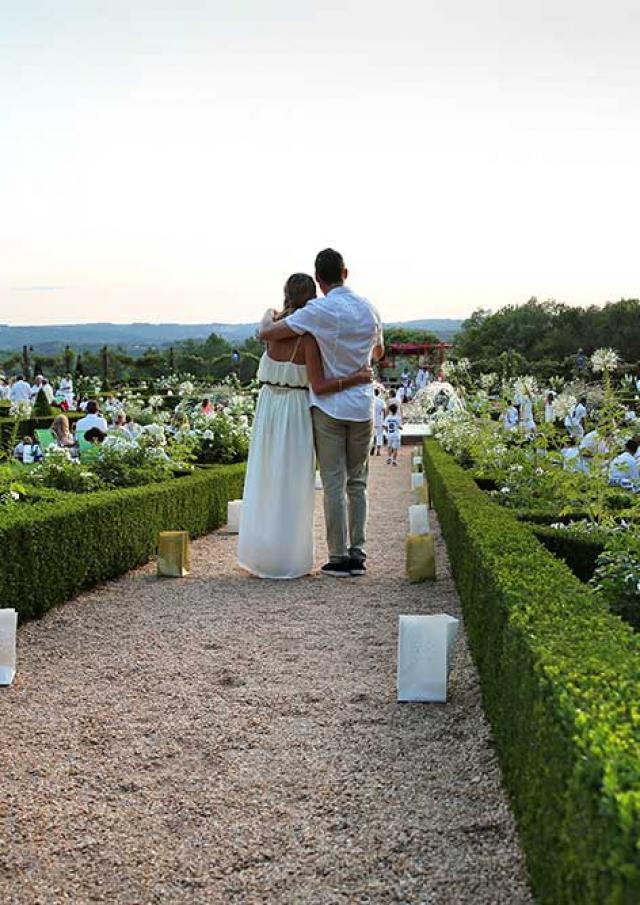 Pique-nique blanc aux jardins d'Eyrignac