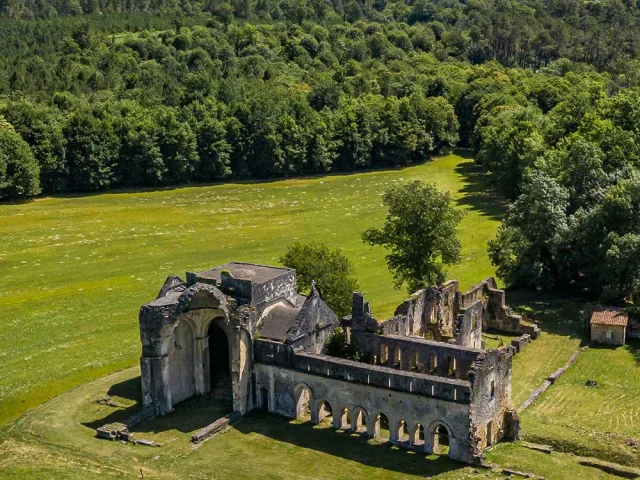 Abbaye de Boschaud à Villars