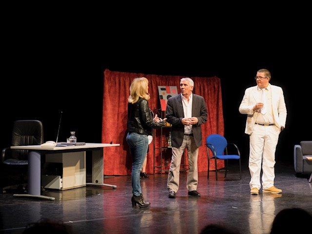 Histoire de fou par la compagnie le Cos'Art