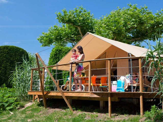 Camping Le Paradis à Saint-Léon sur Vézère