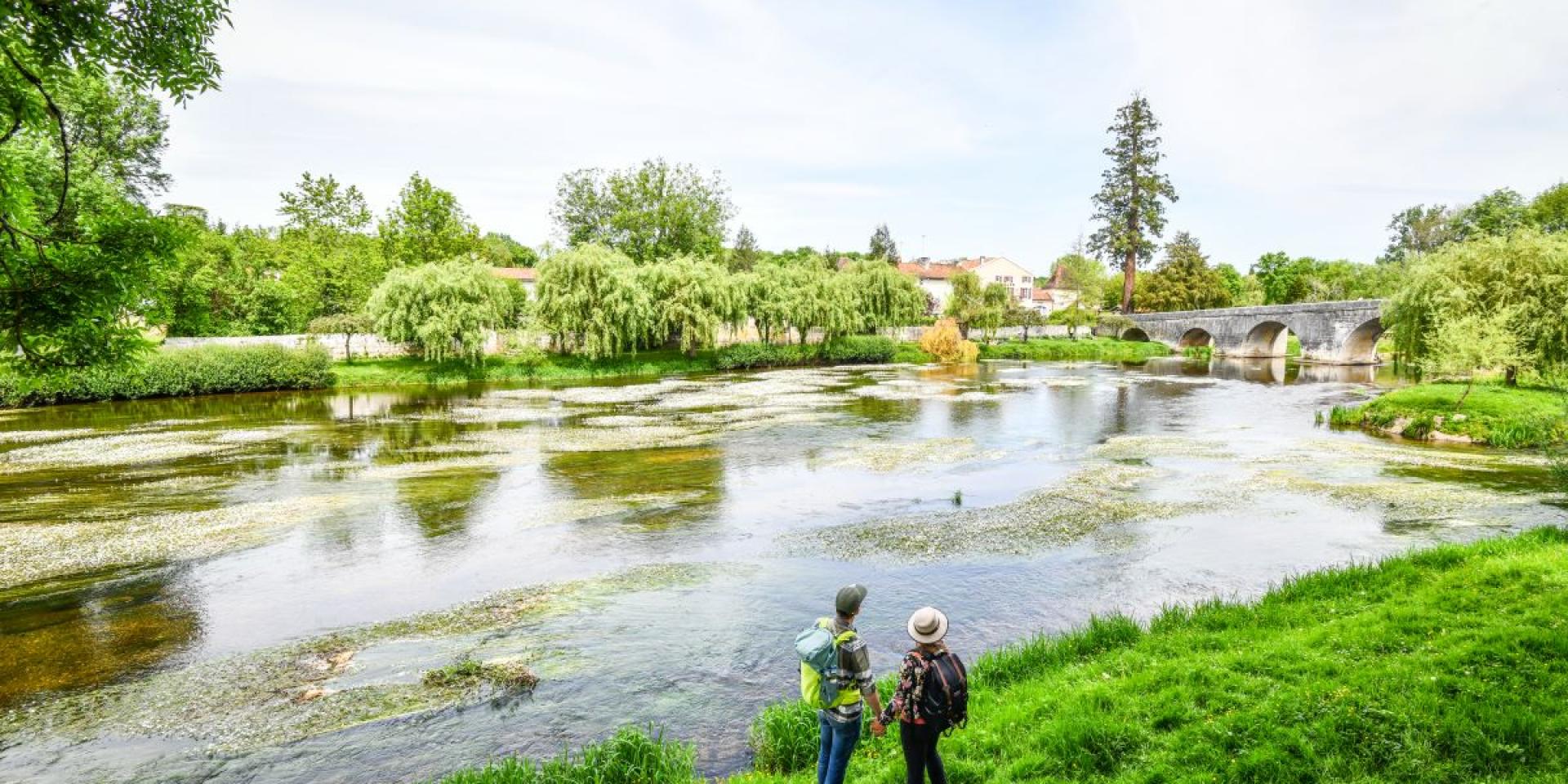 Val De Dronne @ Hikes Travels 8