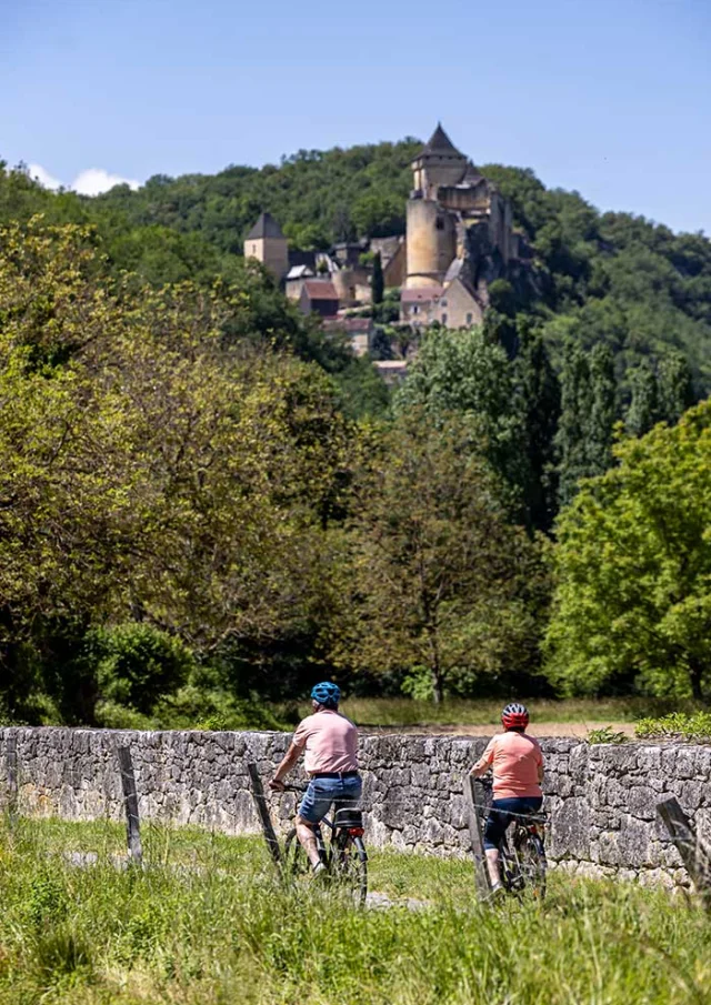 Randonnée à vélo dans la Vallée du Céou - Château de Castelnaud