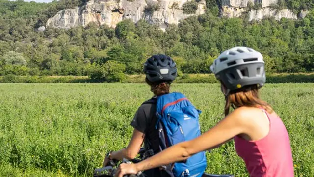 A Vélo sur la Voie Verte Les Eyzies
