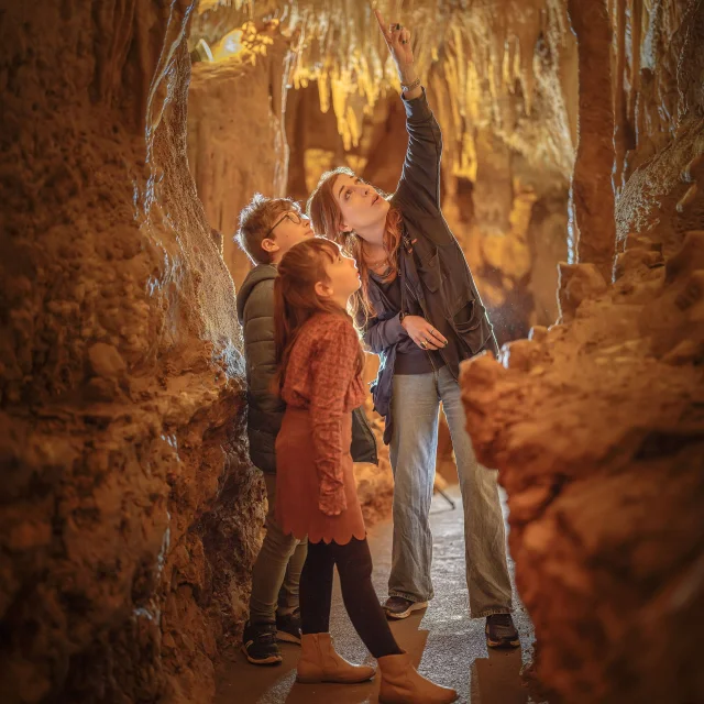 Grotte De Villars