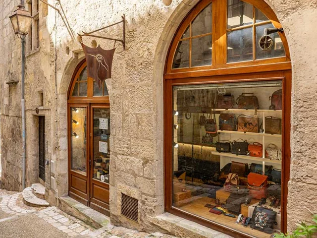 Atelier de travail du cuir Au Brûle Pourpoint à Périgueux