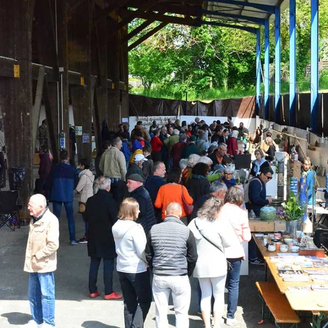 Marché céramique de Bussière Badil