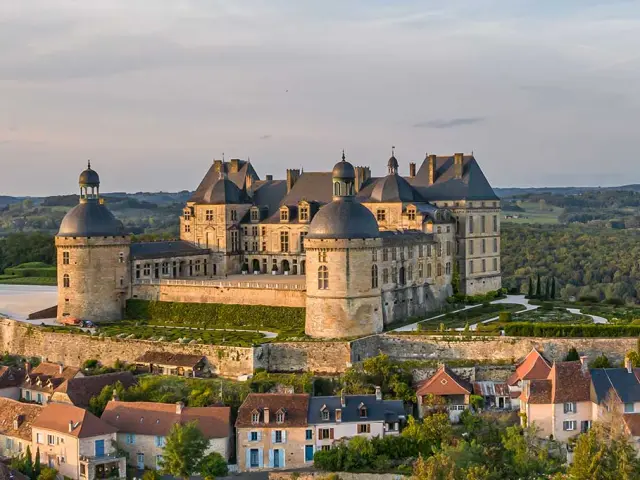 Château de Hautefort