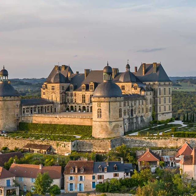 Château de Hautefort