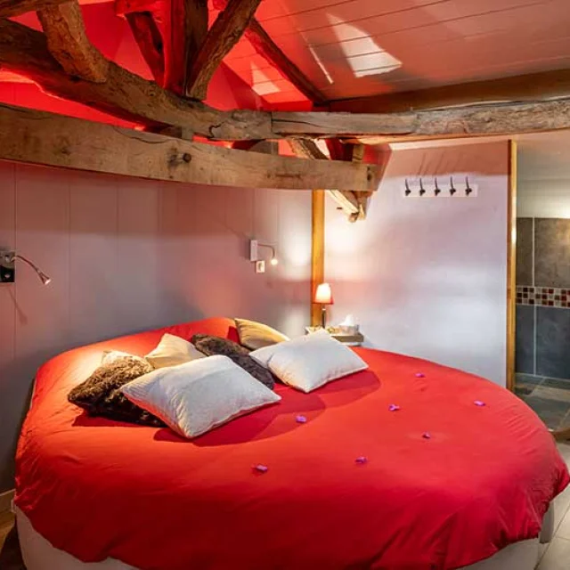 Ô Délices de la Monnerie : Chambres d'hôtes de charme et spa à Bourgnac