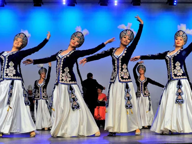Ballet National AK MARAL - Kirghizistan