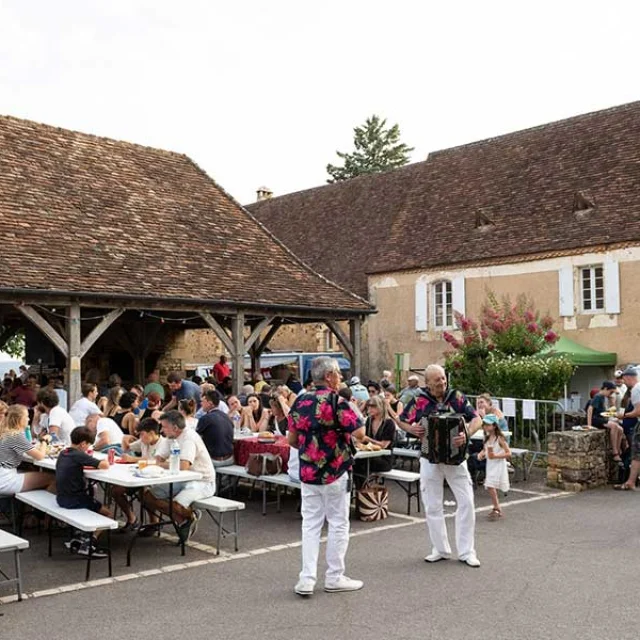 marché nocturne d'Audrix