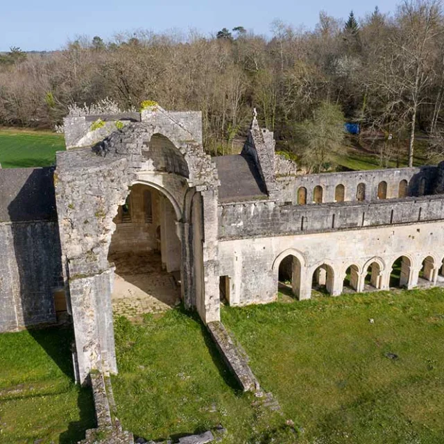Abbaye de Boschaud à Villars