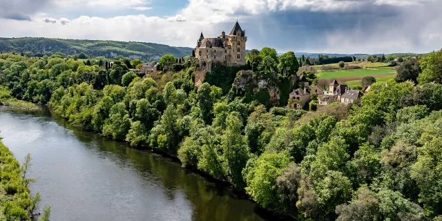 Château de Montfort et rivière Dordogne
