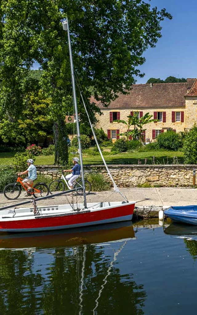 Balade à vélo sur la voie verte V91 entre Couze et Mauzac.