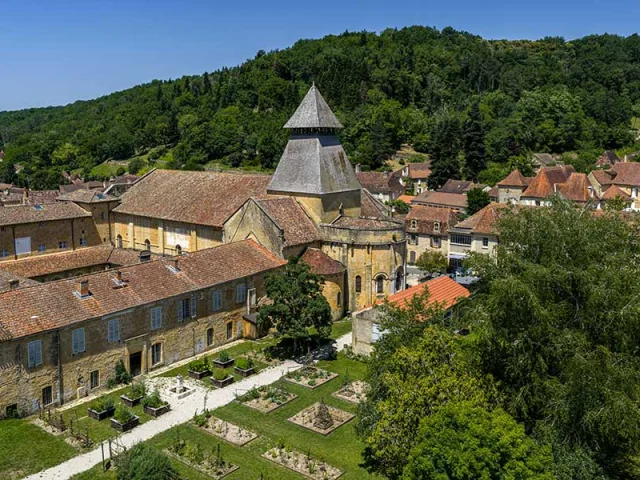 Abbaye de Cadouin - Chemin d'Amadour