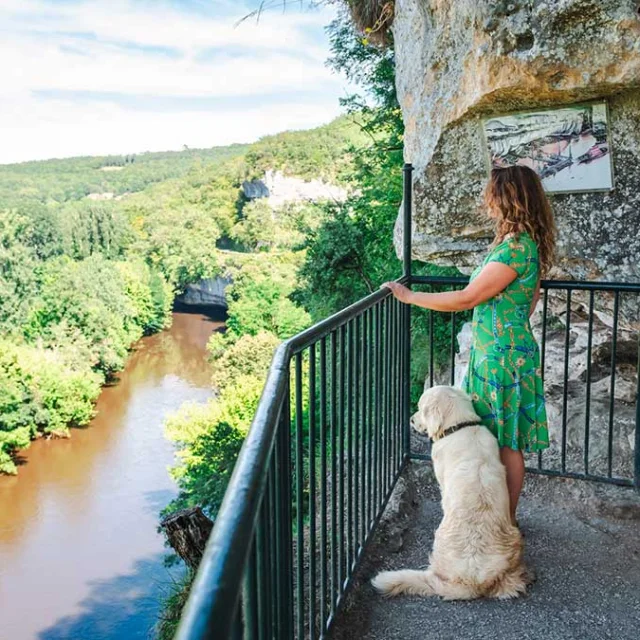 Visite de La Roque Saint-Christophe avec mon chien