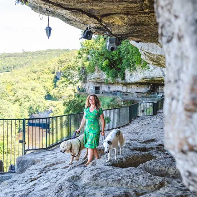 Visite de La Roque Saint-Christophe avec mon chien