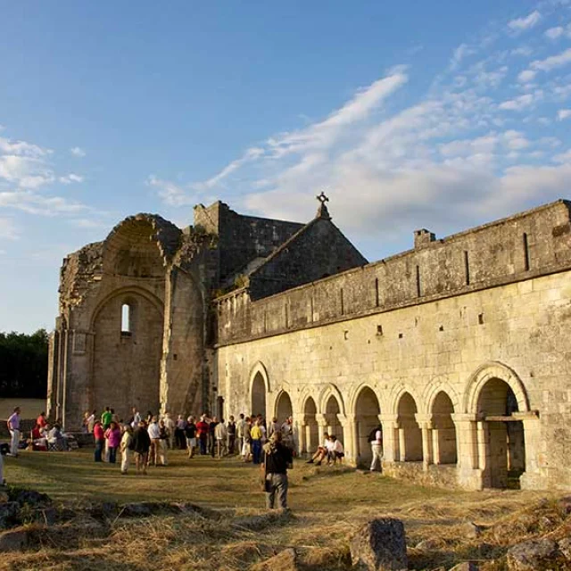 Abbaye de Boschaud à Villars