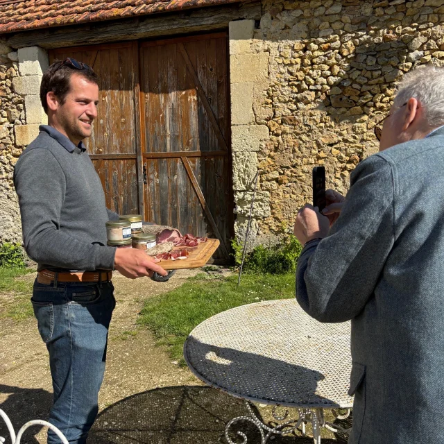 Jean Desmarest La Ferme La Massinie Villamblard Cp Mm