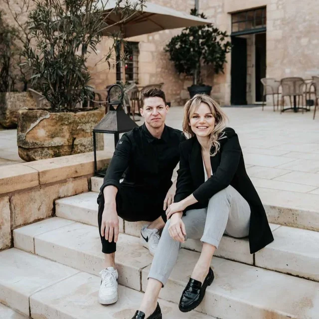 Nick & Sina Honeyman - Hôtel de Bouilhac à Montignac