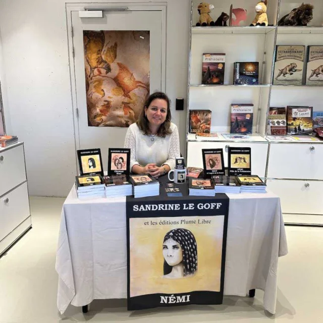Rencontre dédicace avec Sandrine Le Goff à Lascaux 4
