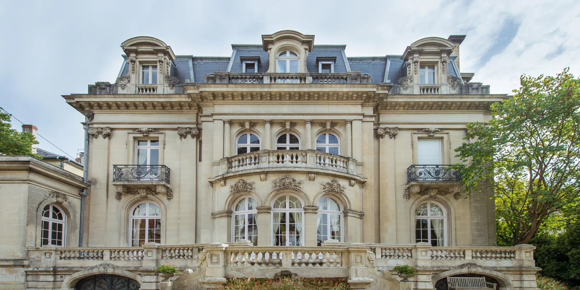 Fondation Hd Rsphoto 076 Hotel De Lauriere